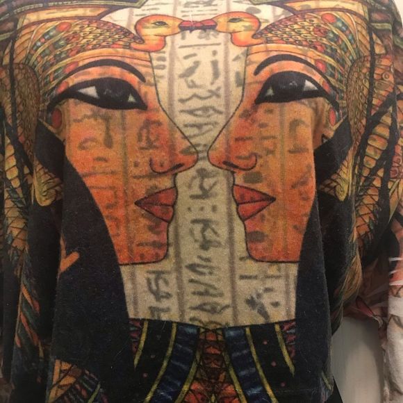 Lightweight Sweater by Lush - Picture 2 of 3